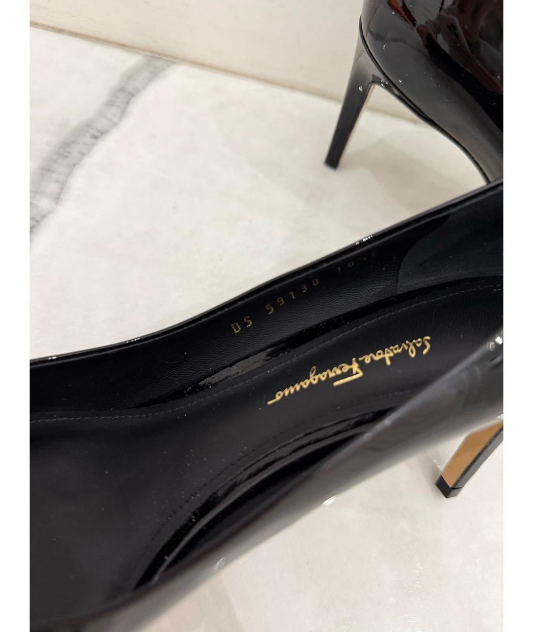 FERRAGAMO Черные туфли из лакированной кожи, фото 4