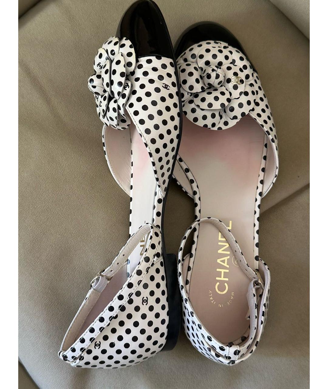CHANEL Белые кожаные туфли, фото 3