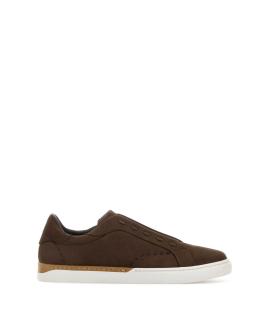 FENDI Низкие кроссовки / кеды