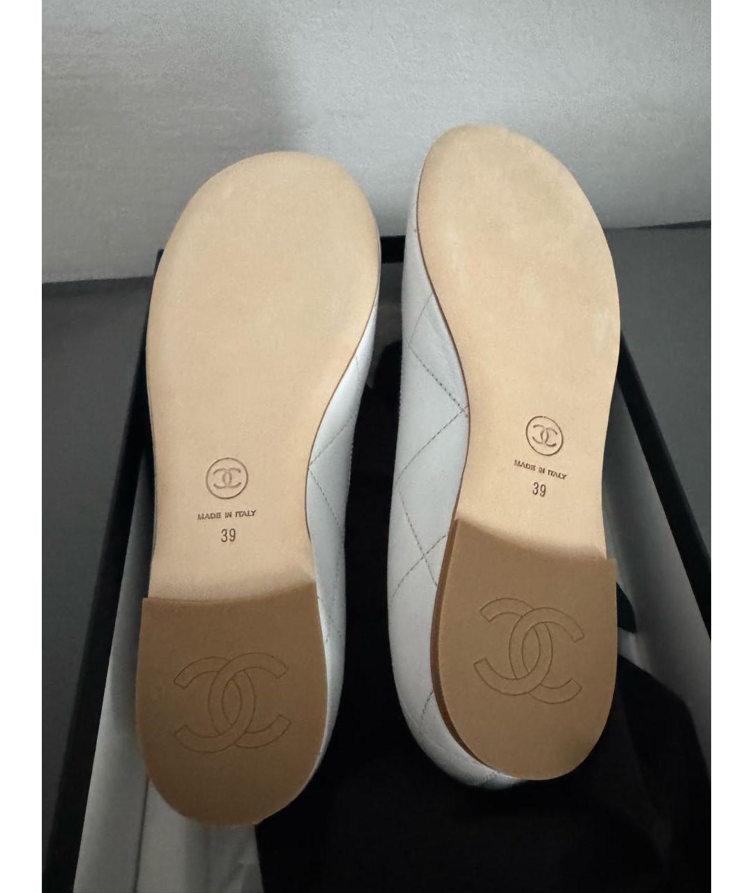 CHANEL Белые кожаные балетки, фото 5