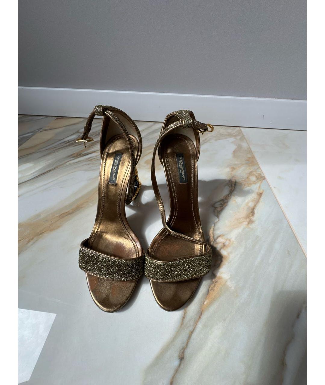 DOLCE&GABBANA Золотые кожаные босоножки, фото 2