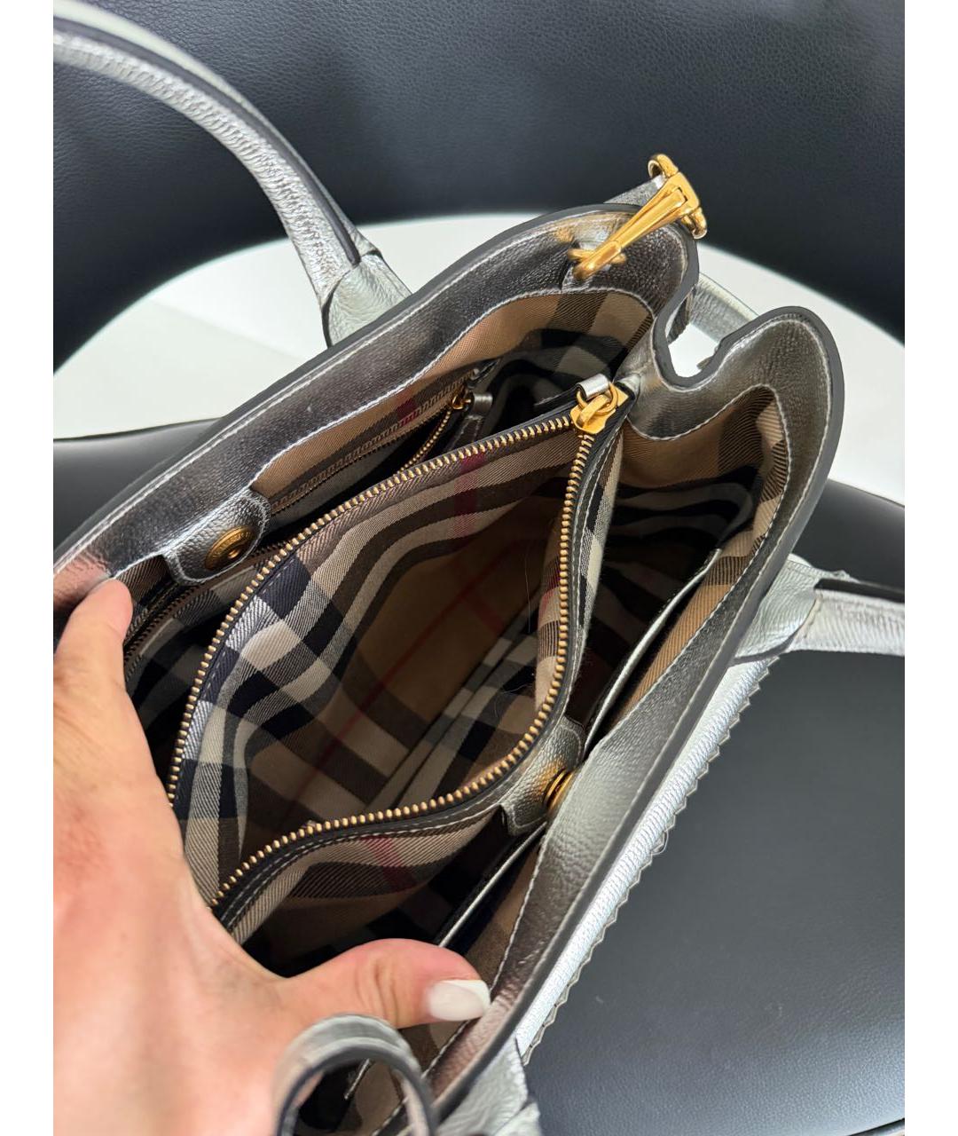 BURBERRY Серебряная кожаная сумка с короткими ручками, фото 7