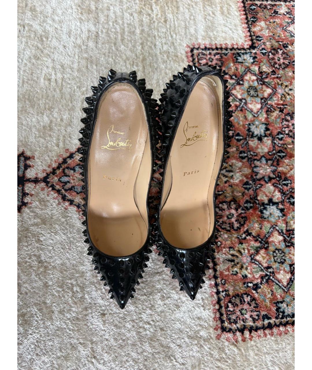CHRISTIAN LOUBOUTIN Черные туфли из лакированной кожи, фото 2