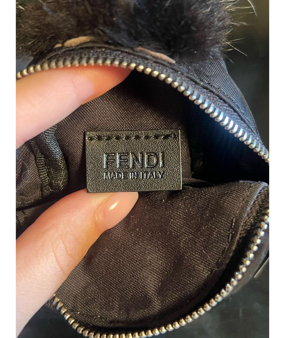 FENDI Черный брелок, фото 3