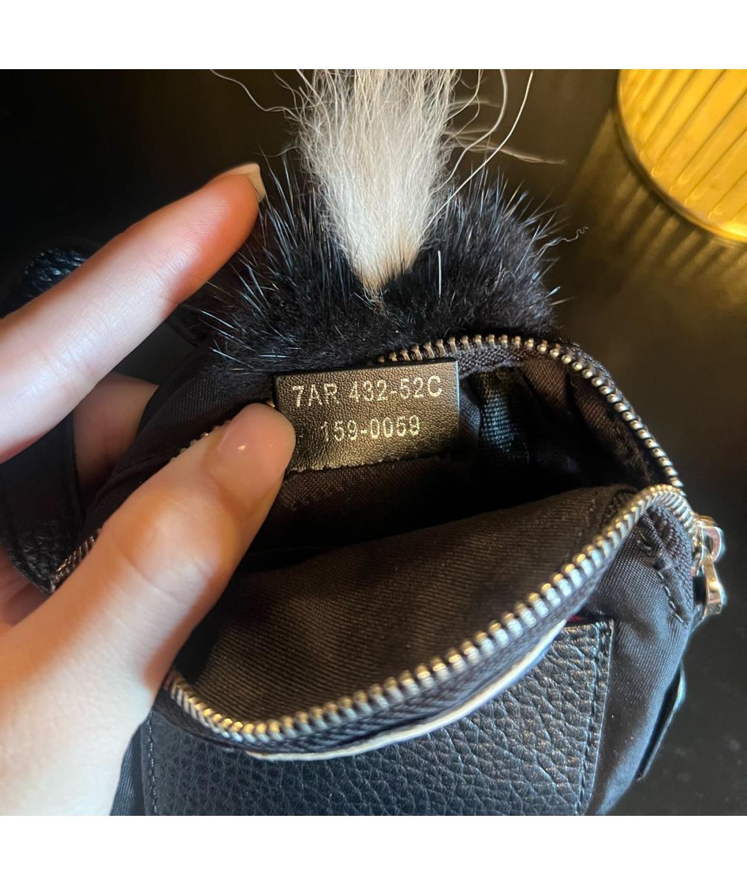 FENDI Черный брелок, фото 5