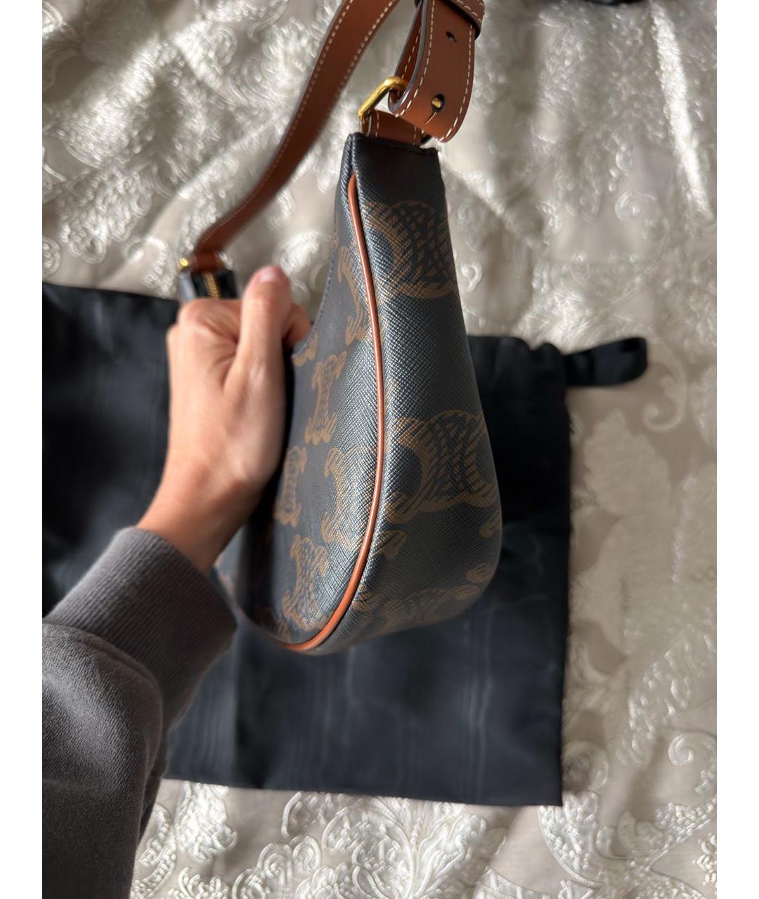 CELINE Коричневая кожаная сумка с короткими ручками, фото 2