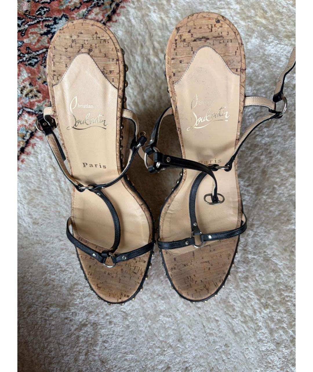 CHRISTIAN LOUBOUTIN Черные кожаные босоножки, фото 2