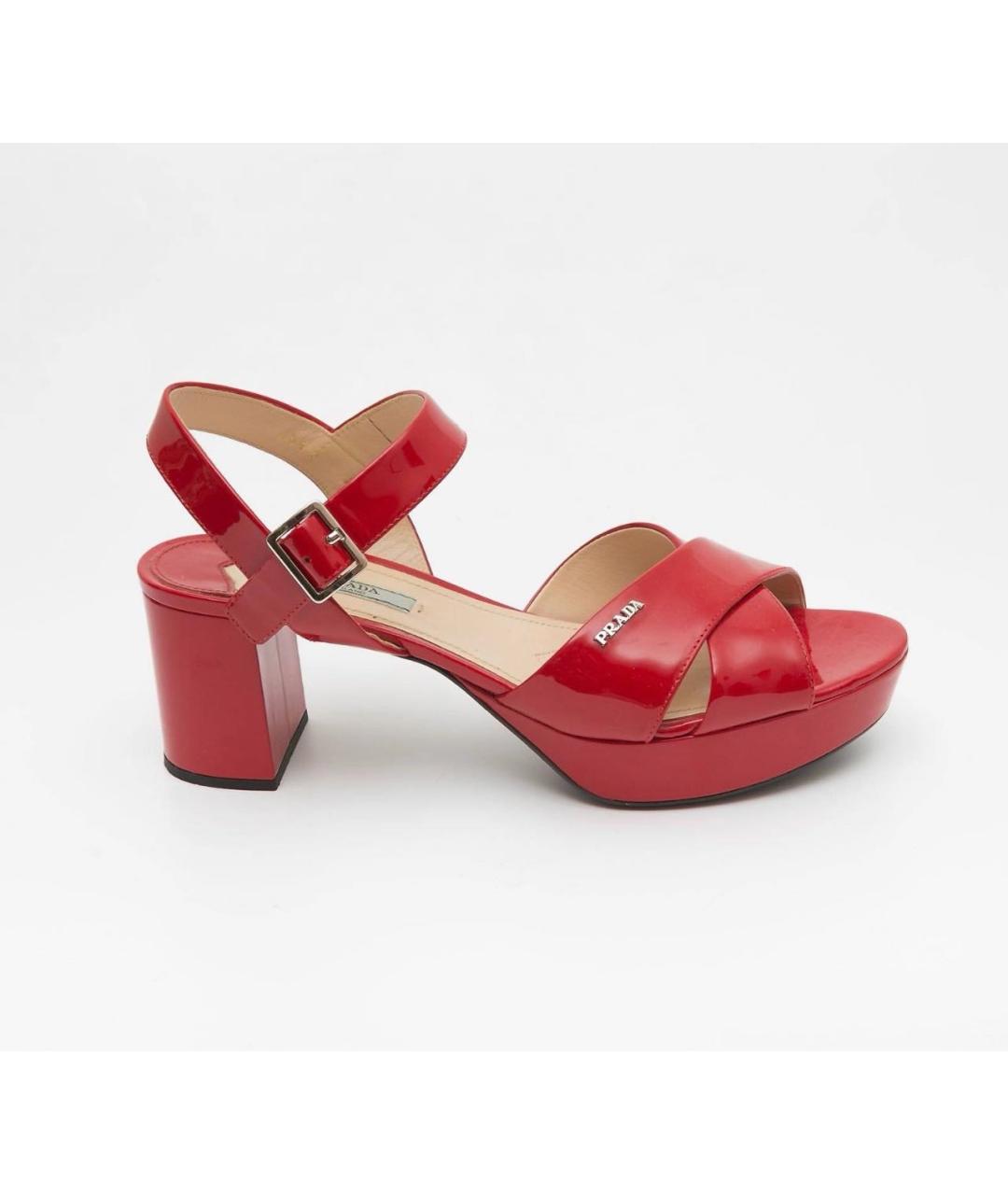 PRADA Красные босоножки из лакированной кожи, фото 8