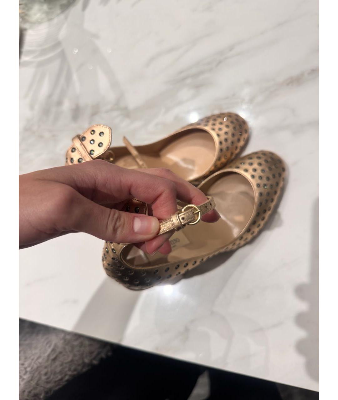 VALENTINO Золотые кожаные туфли, фото 5