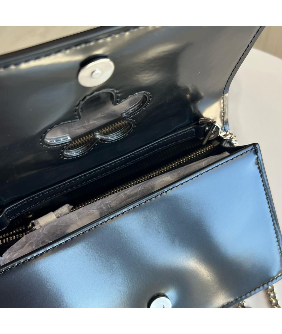 MARC JACOBS Черная сумка через плечо из лакированной кожи, фото 4