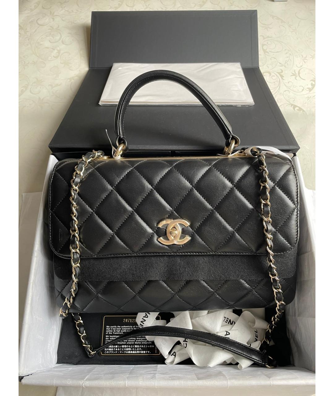 CHANEL Черная кожаная сумка с короткими ручками, фото 7