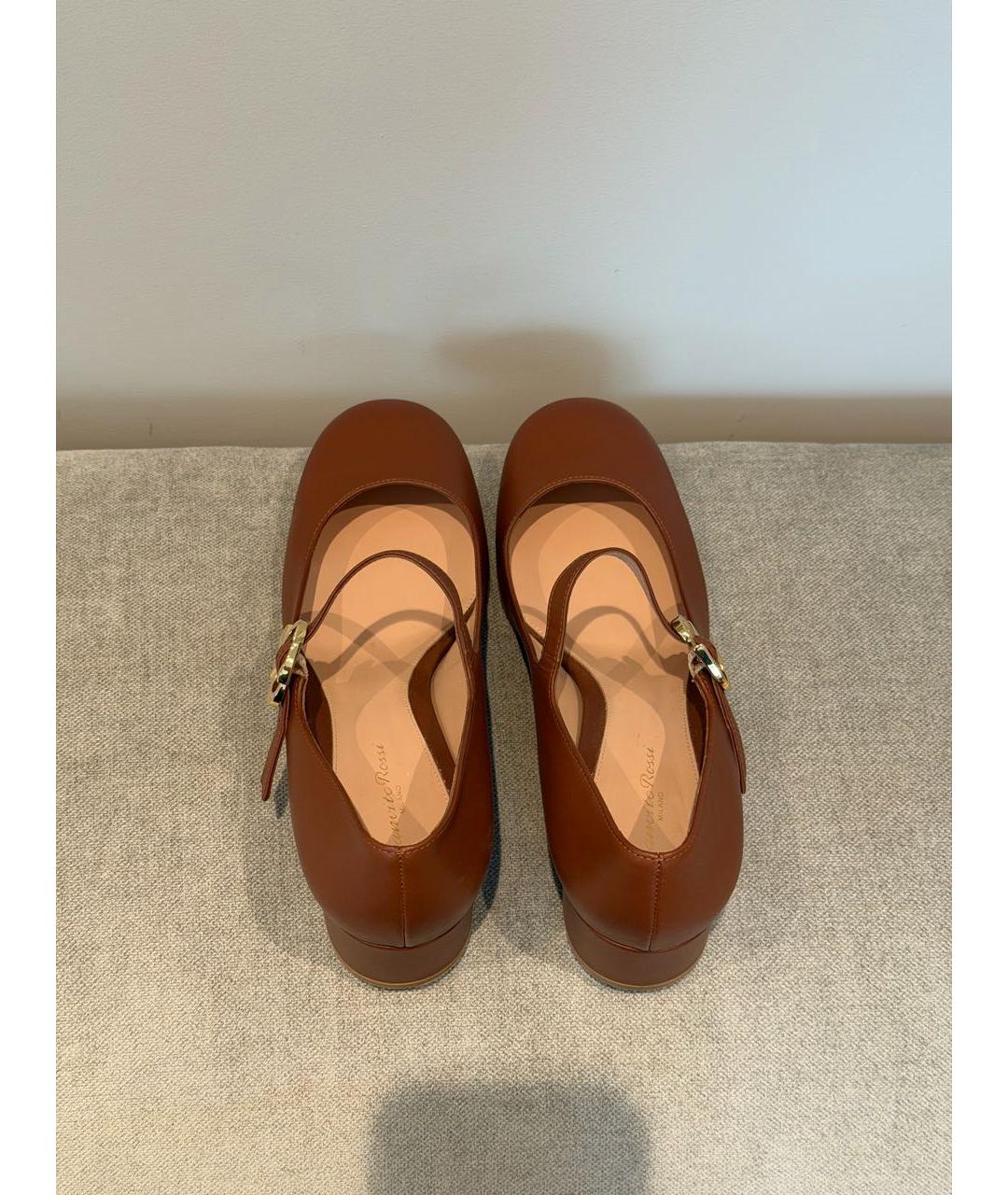 GIANVITO ROSSI Коричневые кожаные лодочки на низком каблуке, фото 3