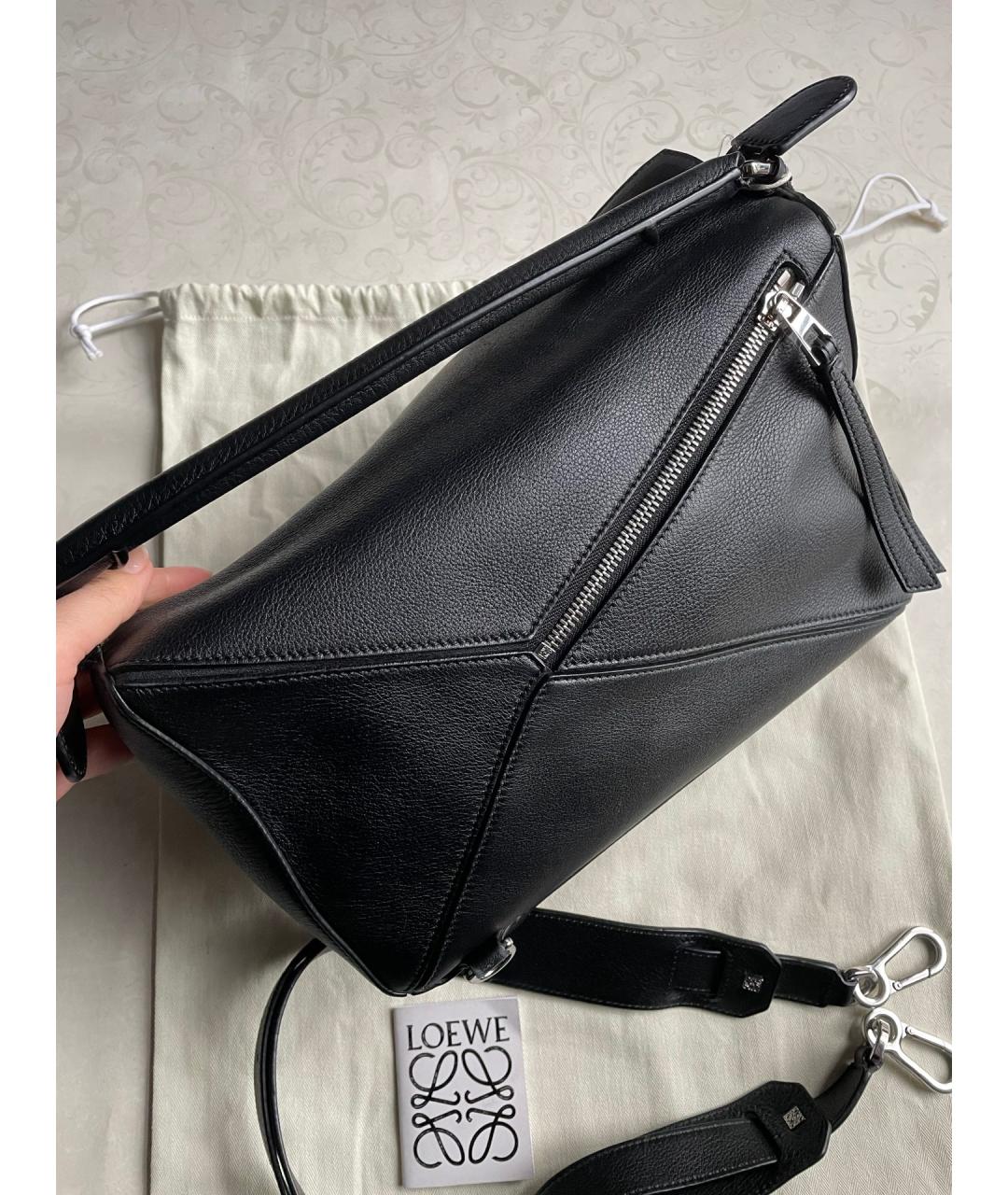 LOEWE Черная кожаная сумка с короткими ручками, фото 4