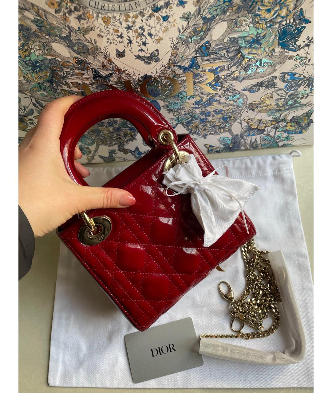 CHRISTIAN DIOR Красная сумка с короткими ручками из лакированной кожи, фото 3