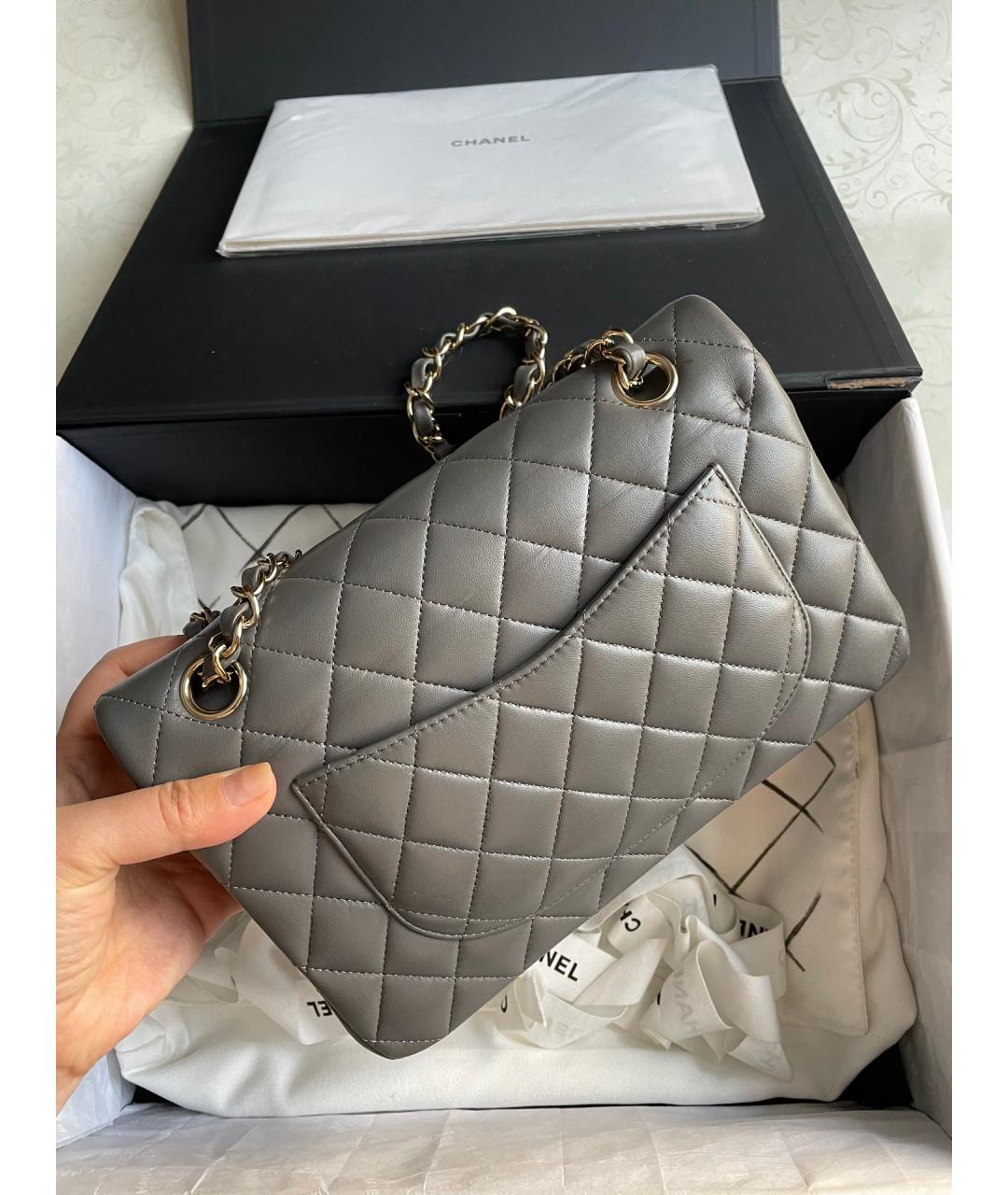 CHANEL Серая кожаная сумка через плечо, фото 3