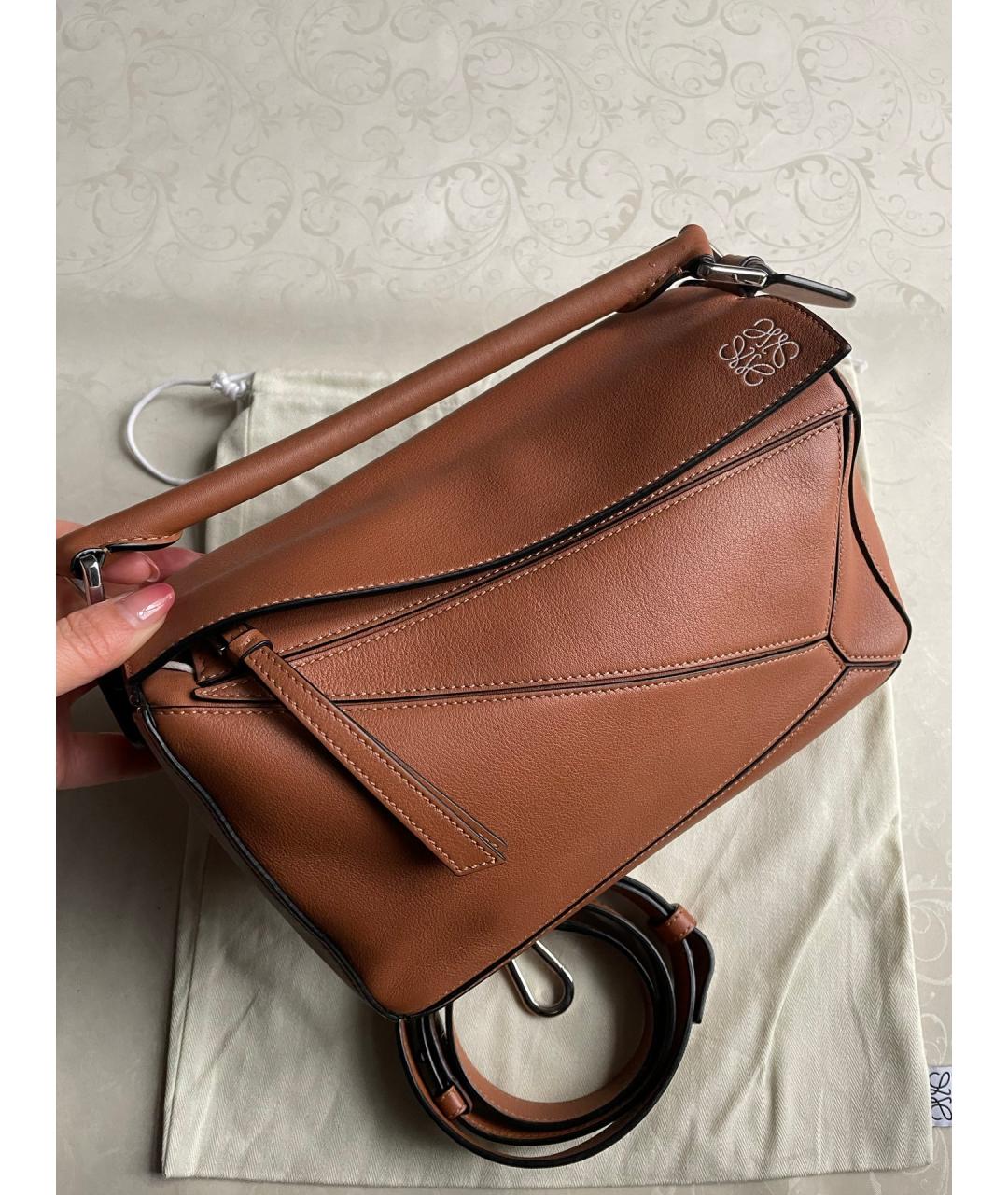 LOEWE Коричневая кожаная сумка с короткими ручками, фото 3