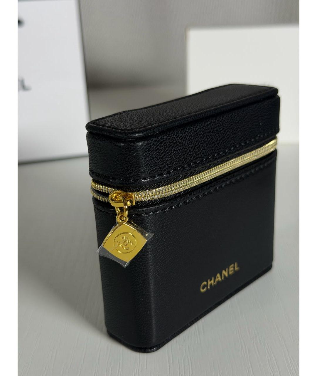 CHANEL Черная косметичка, фото 4