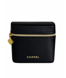 CHANEL Косметичка