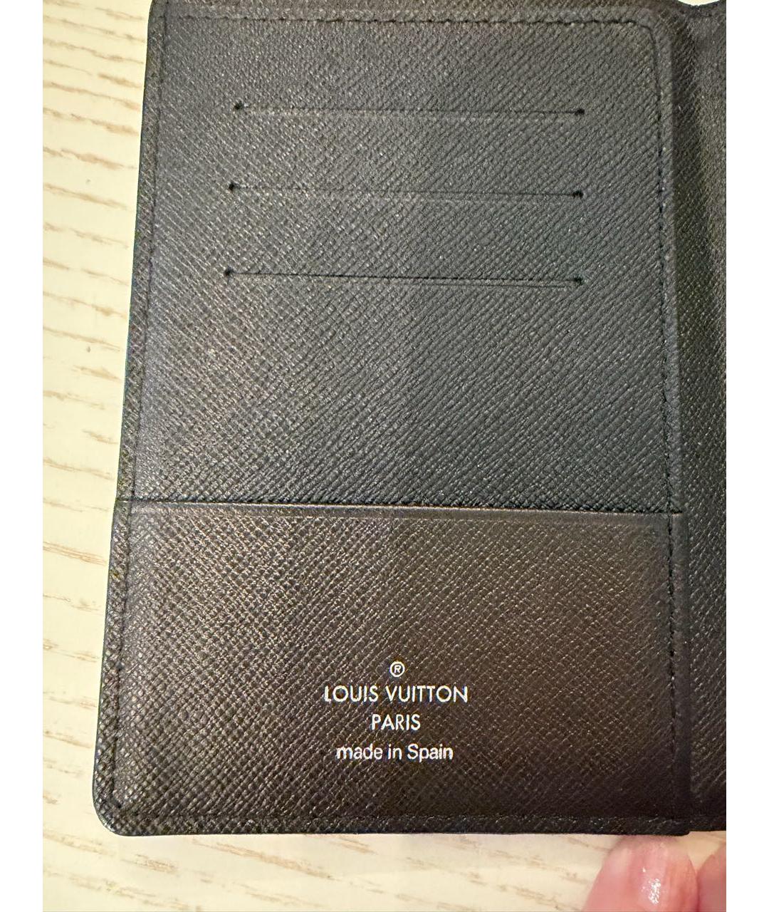 LOUIS VUITTON Кожаный кардхолдер, фото 2