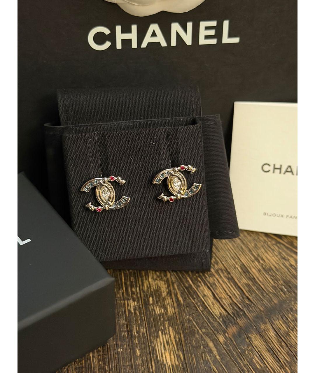 CHANEL Серебряные металлические серьги, фото 4