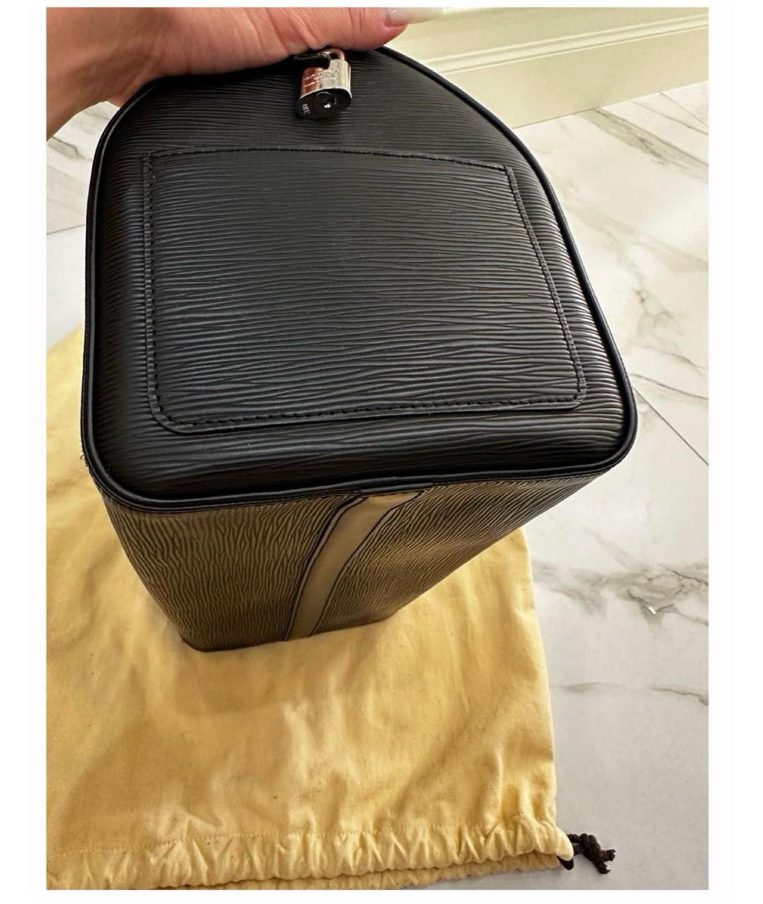 LOUIS VUITTON Черная кожаная сумка с короткими ручками, фото 6