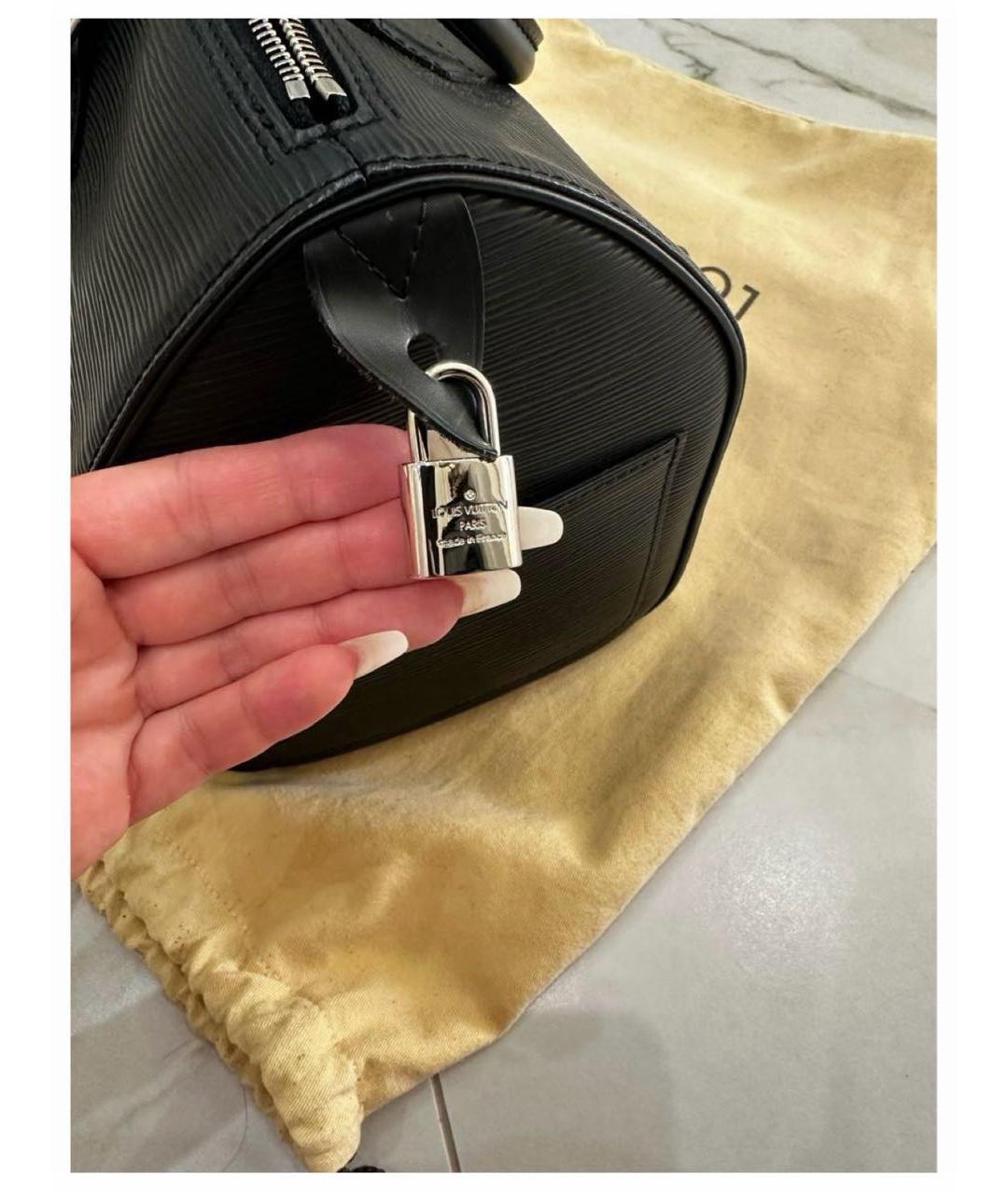 LOUIS VUITTON Черная кожаная сумка с короткими ручками, фото 3