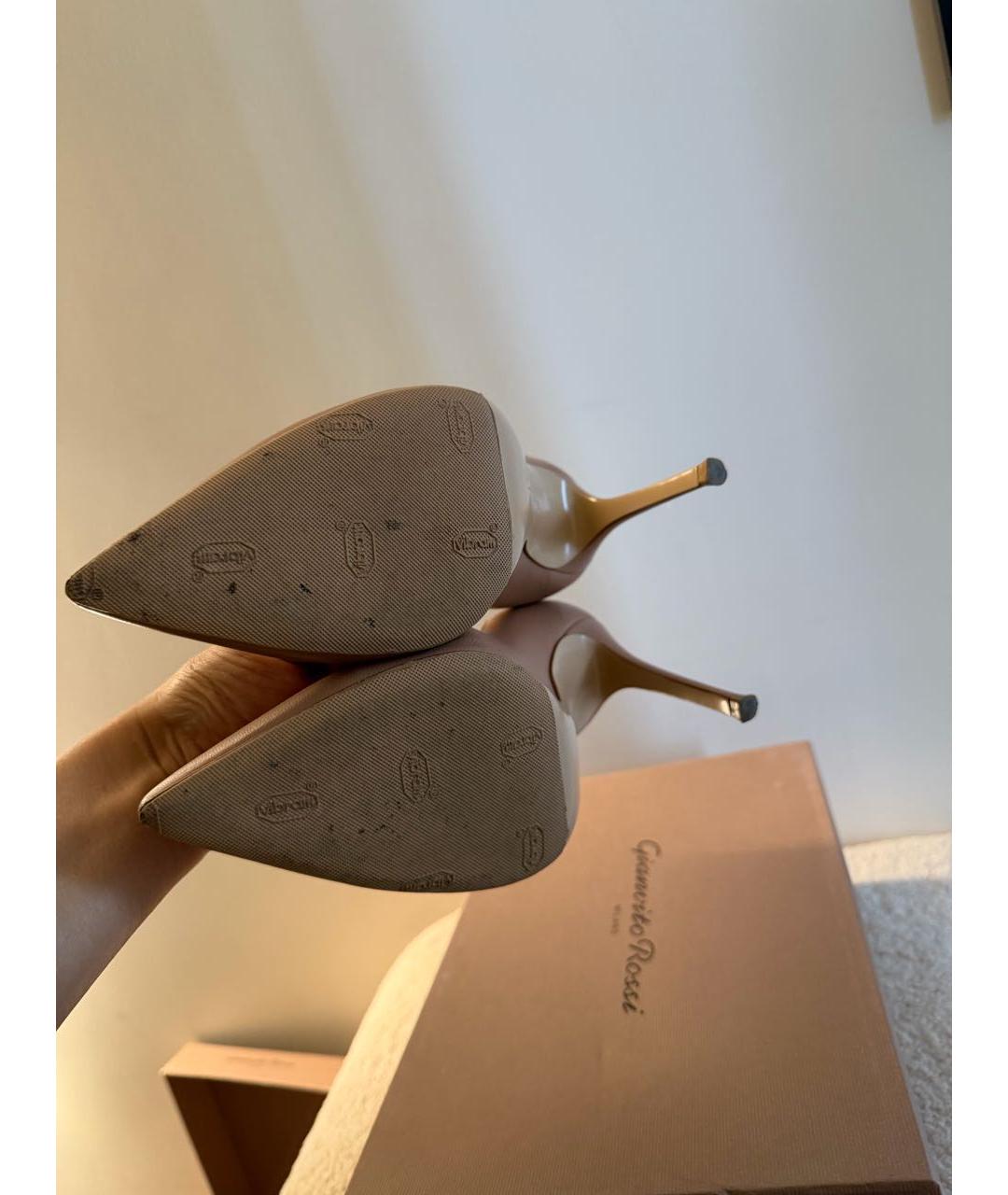 GIANVITO ROSSI Бежевые кожаные туфли, фото 4