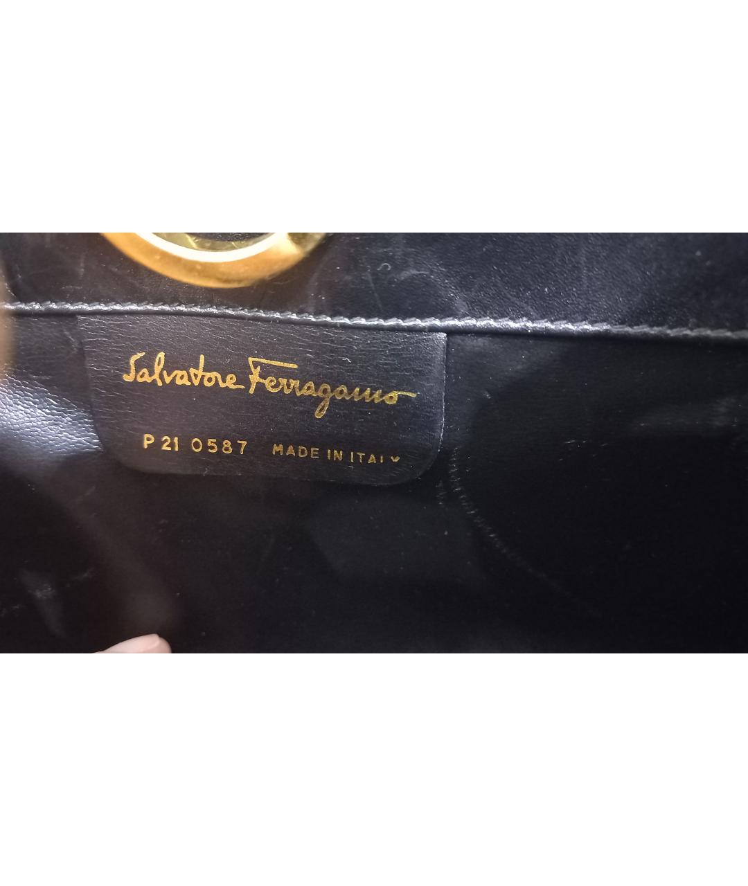 FERRAGAMO Черная кожаная сумка через плечо, фото 7
