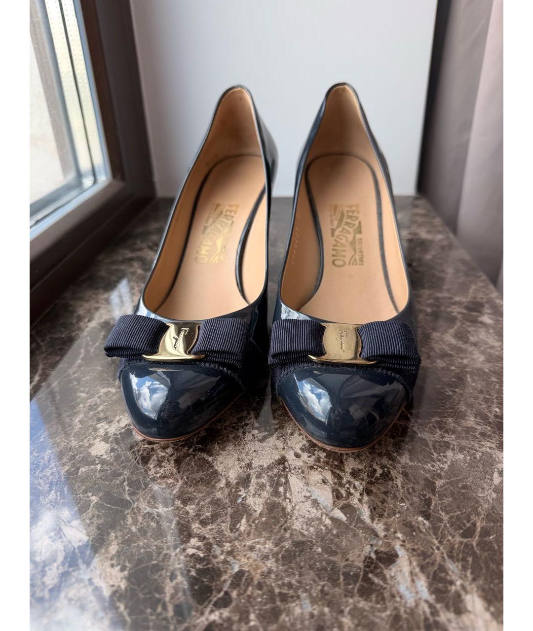 FERRAGAMO Темно-синие кожаные туфли, фото 2