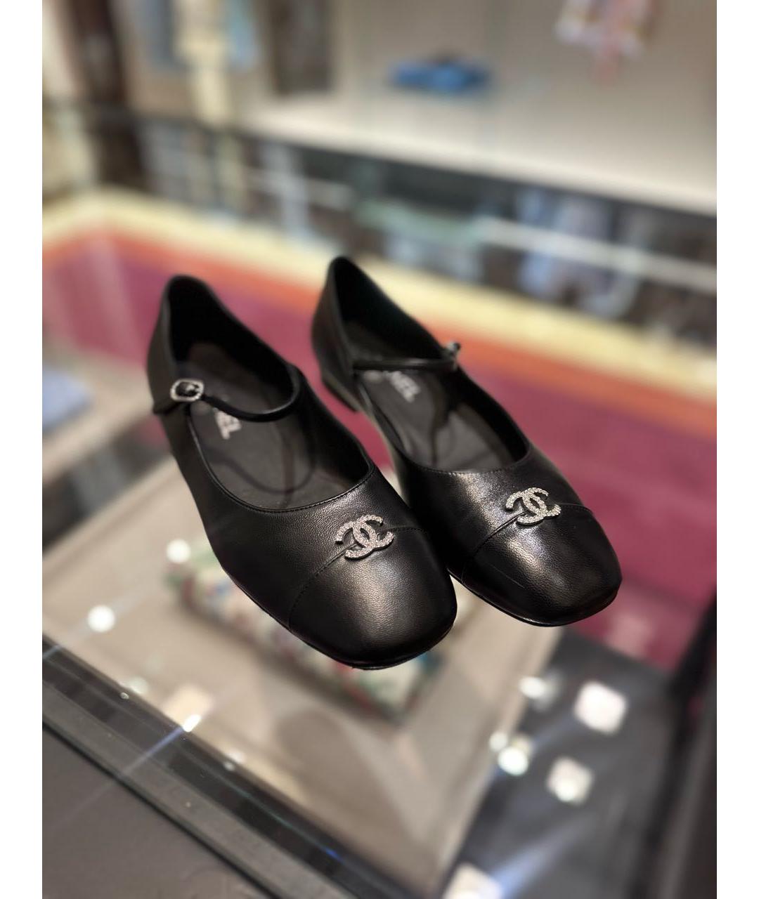 CHANEL Черные кожаные балетки, фото 2