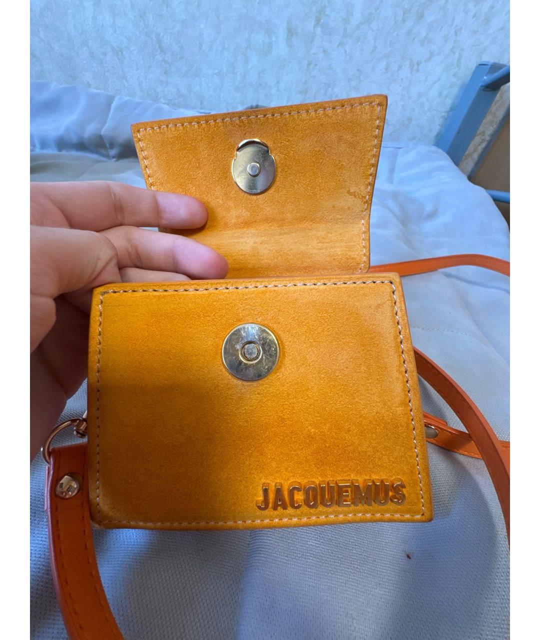JACQUEMUS Оранжевая замшевая сумка с короткими ручками, фото 2