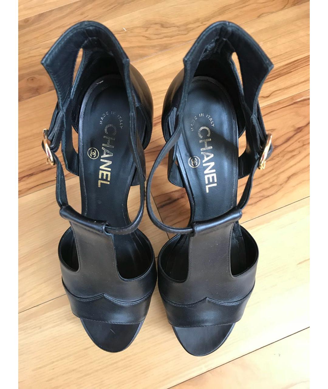 CHANEL Черные кожаные босоножки, фото 4