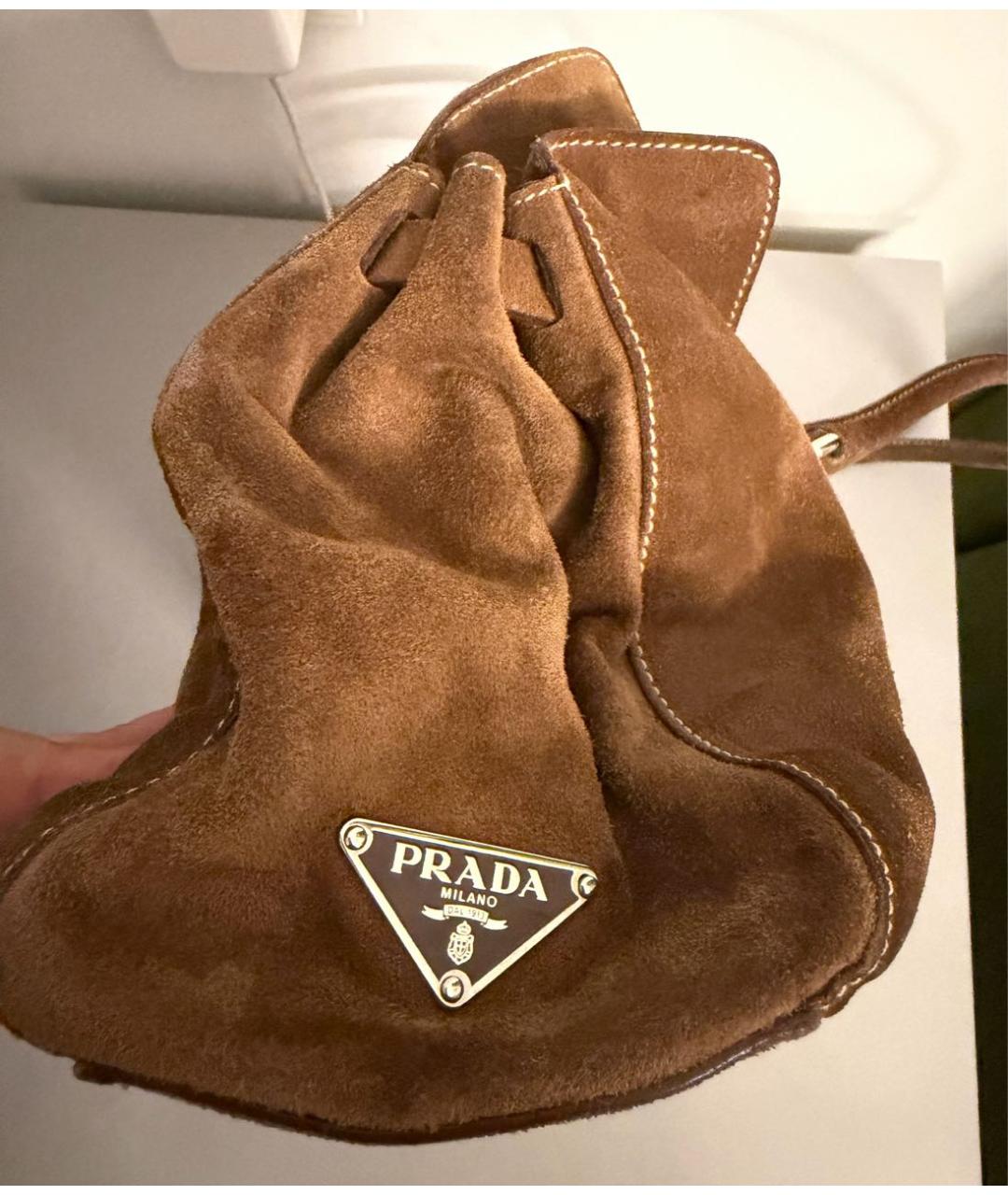 PRADA Коричневая замшевая сумка с короткими ручками, фото 2