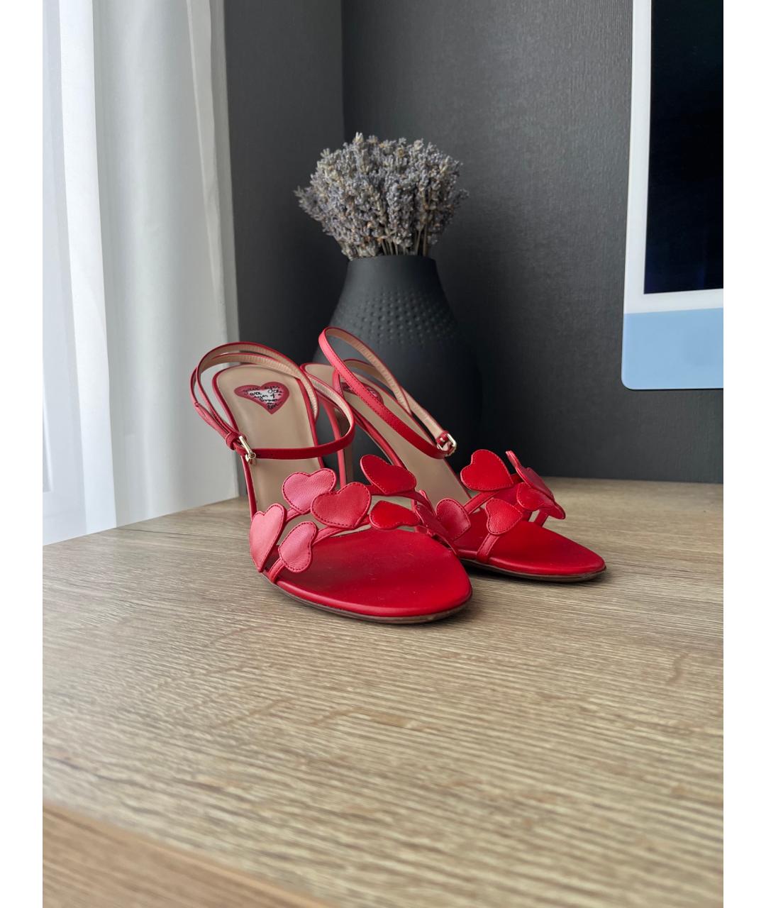 VALENTINO Красные кожаные босоножки, фото 2