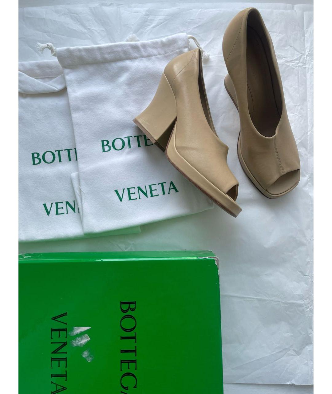 BOTTEGA VENETA Бежевые кожаные туфли, фото 5