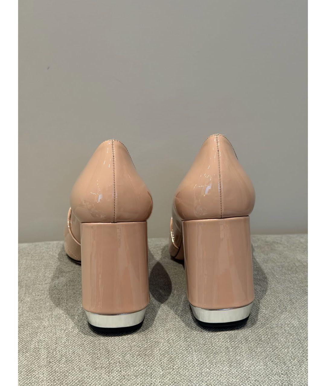 PRADA Бежевые туфли из лакированной кожи, фото 4