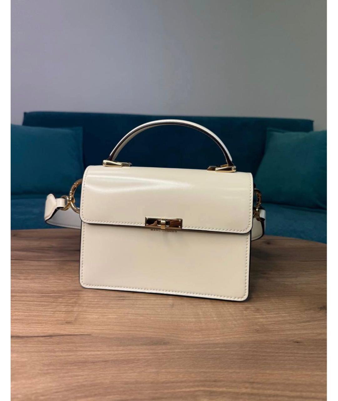 MARC JACOBS Бежевая кожаная сумка с короткими ручками, фото 3