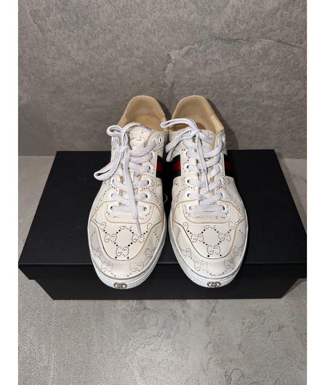 GUCCI Белые кожаные низкие кроссовки / кеды, фото 2
