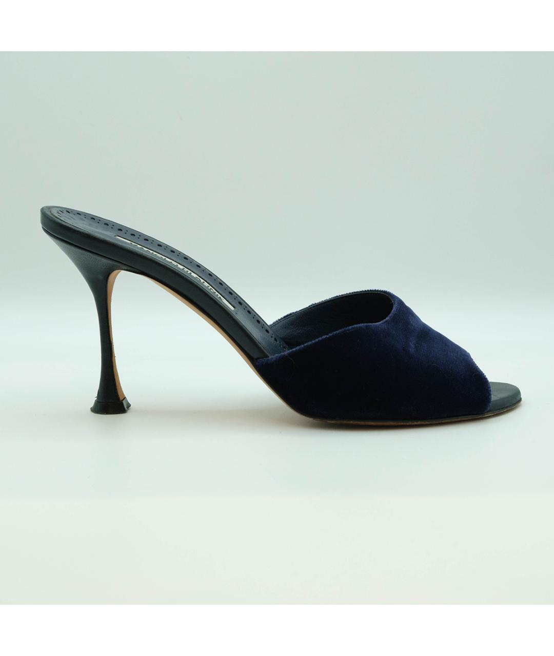 MANOLO BLAHNIK Темно-синие бархатные мюли, фото 2