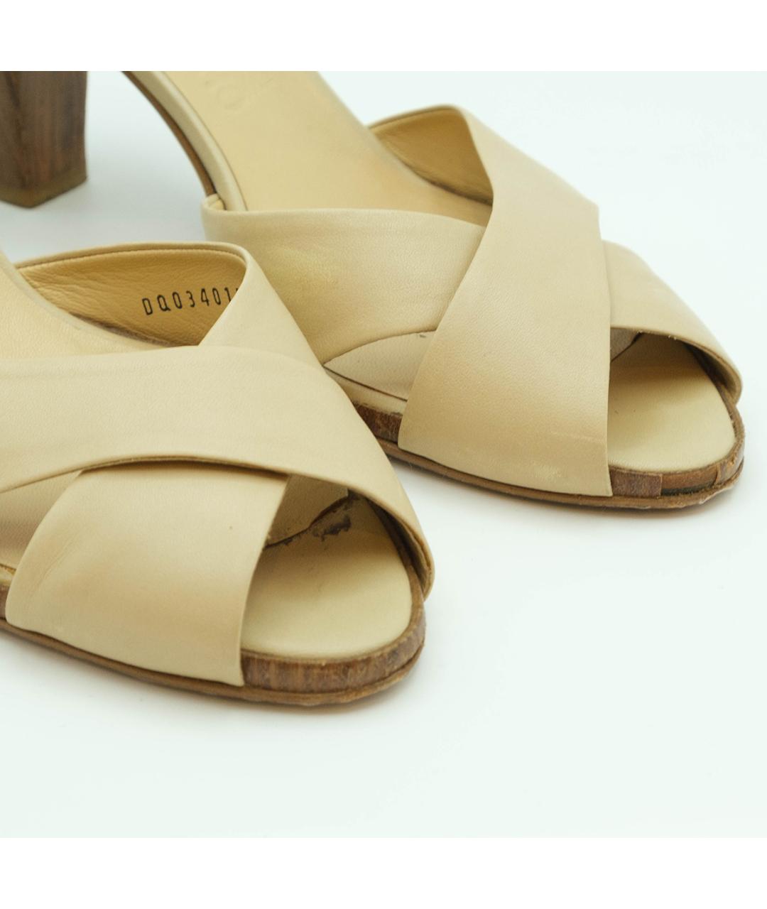 FERRAGAMO Бежевые кожаные мюли, фото 4