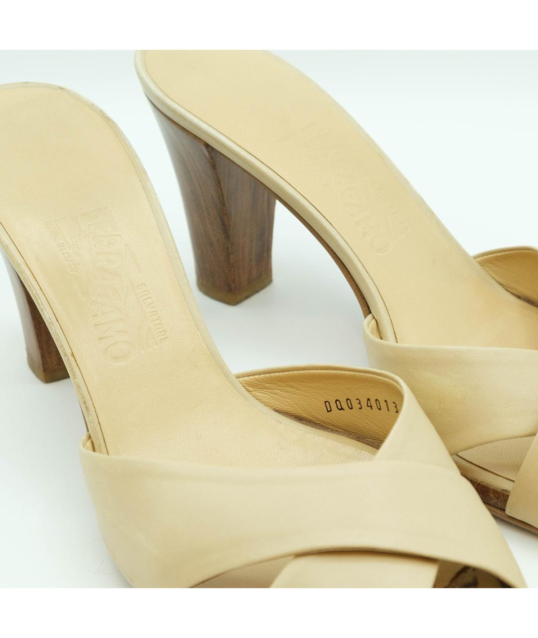 FERRAGAMO Бежевые кожаные мюли, фото 5