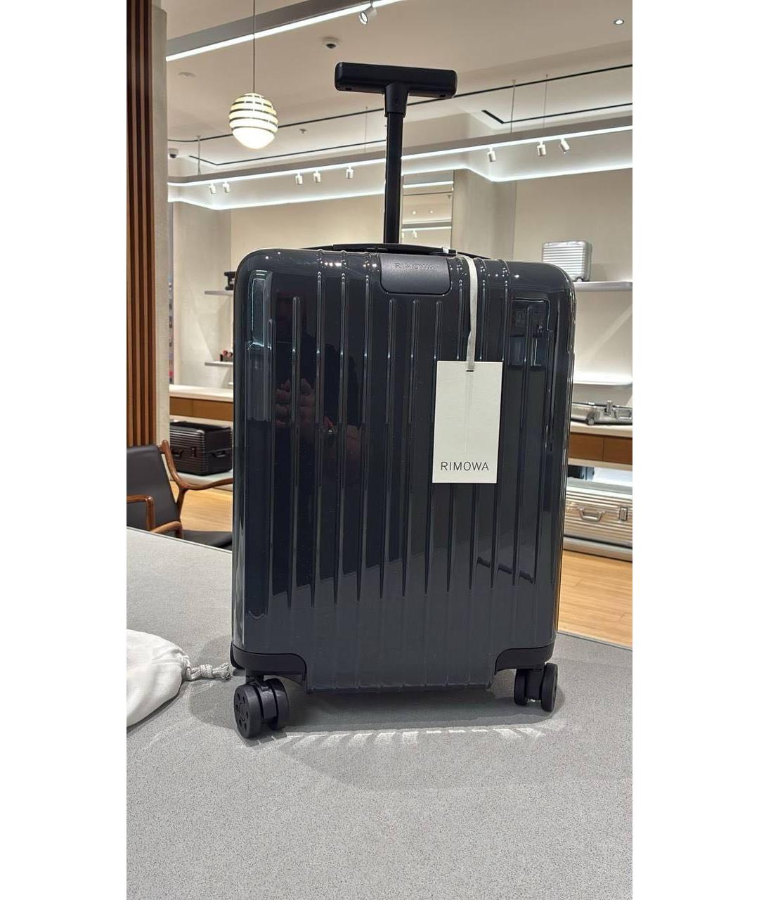 Rimowa Антрацитовый чемодан, фото 3
