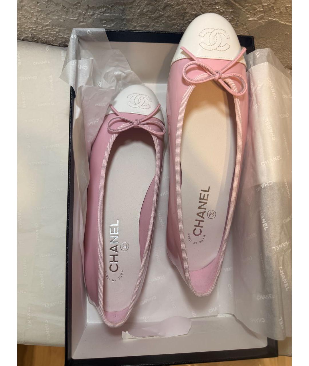 CHANEL Розовые балетки из лакированной кожи, фото 5
