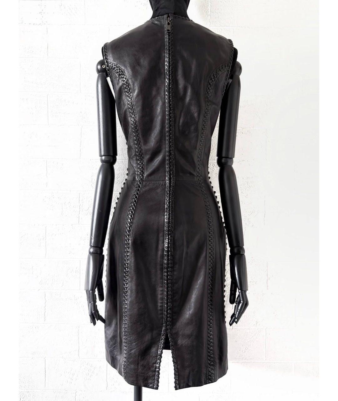 ALEXANDER MCQUEEN Черное кожаное повседневное платье, фото 2