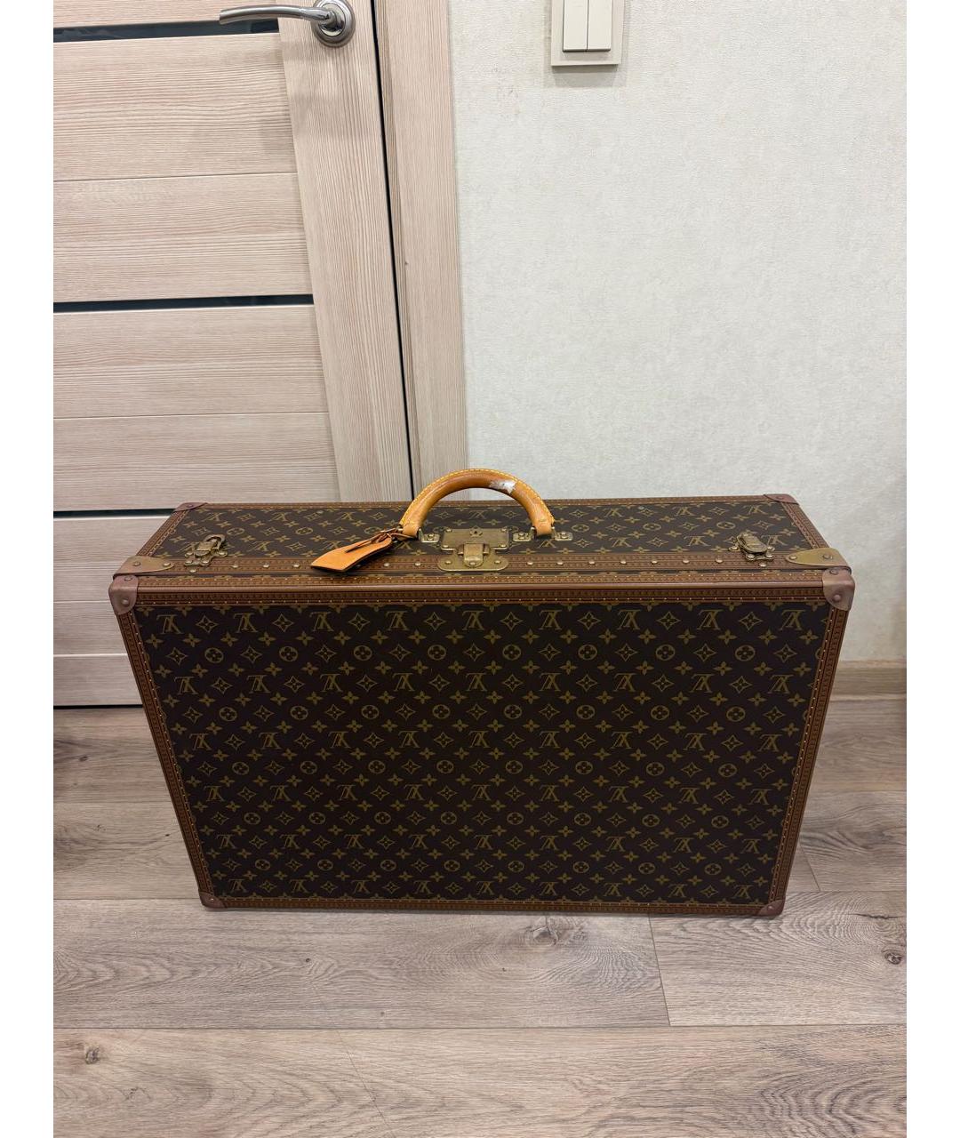 LOUIS VUITTON Коричневый чемодан, фото 6