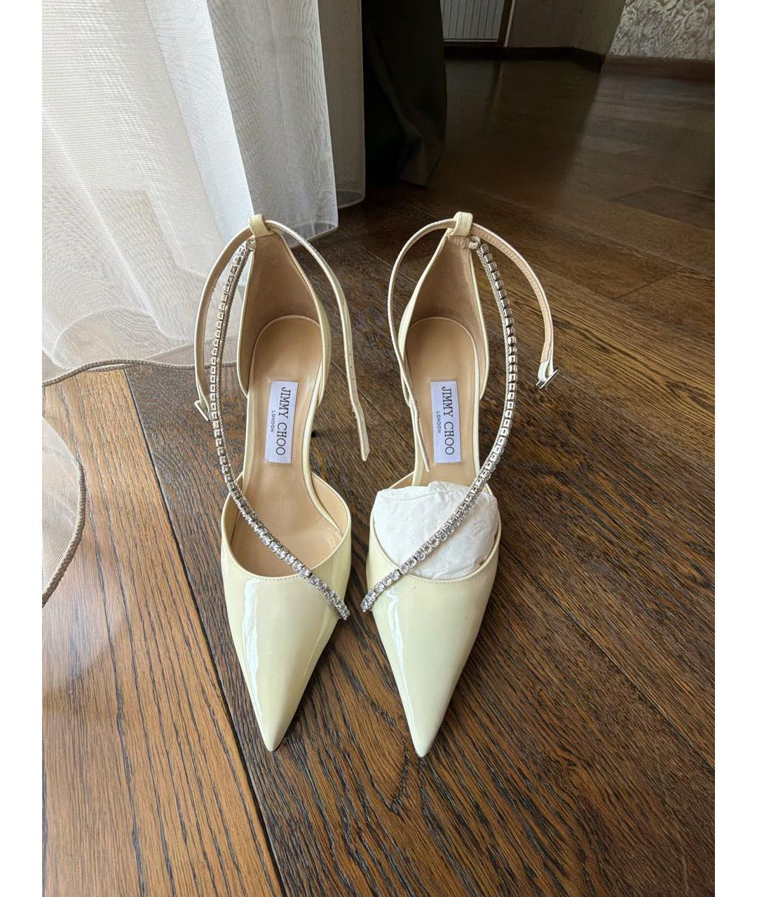JIMMY CHOO Бежевые туфли из лакированной кожи, фото 2
