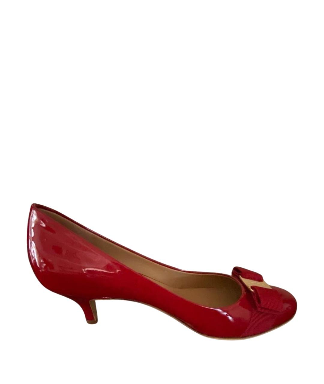 FERRAGAMO Бордовые туфли из лакированной кожи, фото 1