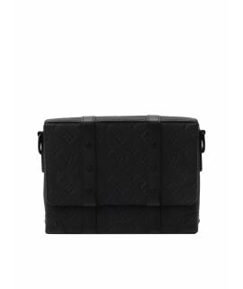 LOUIS VUITTON Сумка на плечо