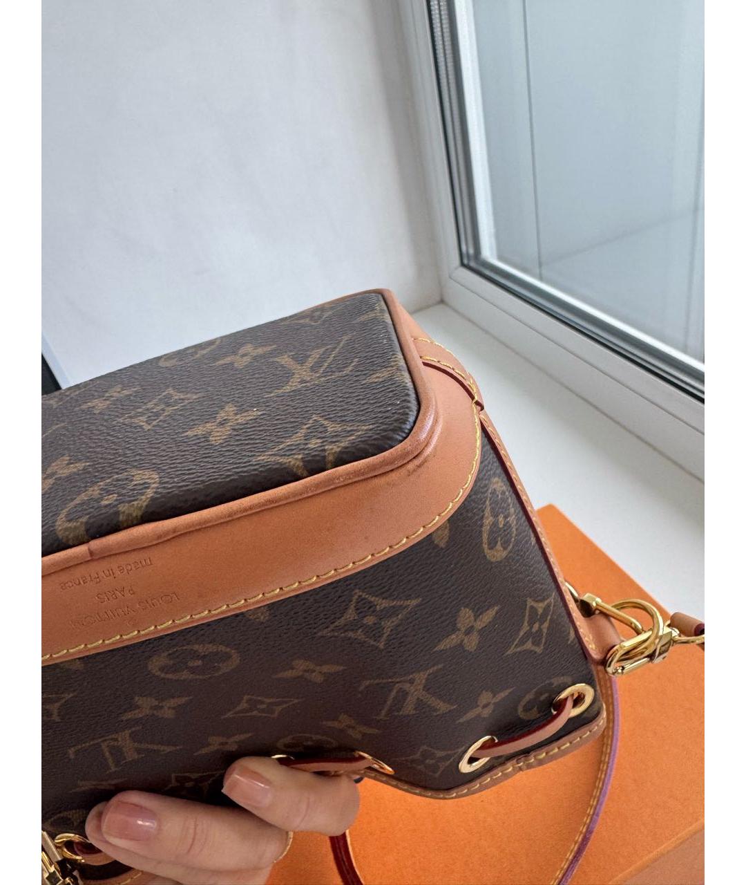 LOUIS VUITTON Коричневая сумка через плечо, фото 6