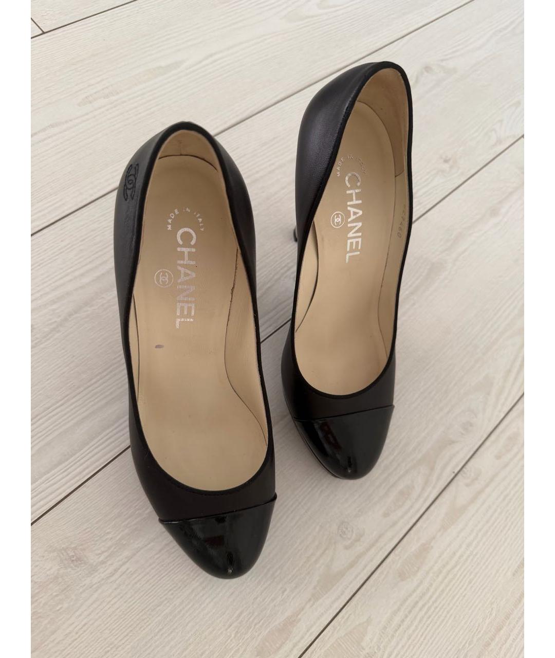 CHANEL Черные кожаные туфли, фото 2